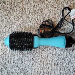 Revlon One-Step Hair Dryer Brush